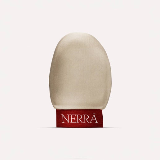 NERRĀ Exfoliating Body Glove Set