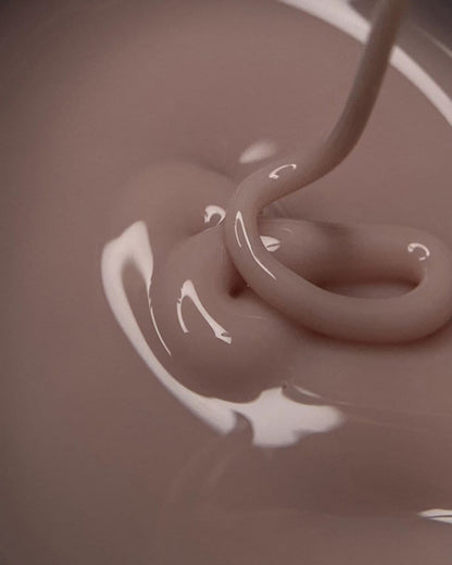 DARK Medium Gel #28 – Builder/Self-Leveling Gel (15 ml)